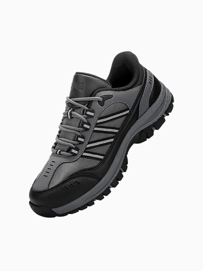 Women's canvas tennis shoes